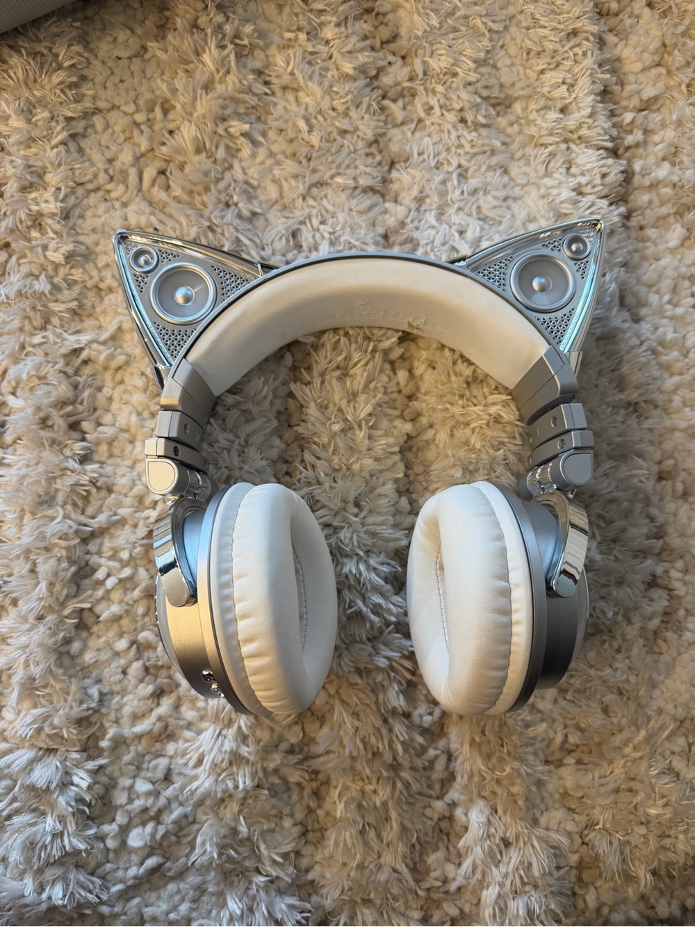 Ariana Grande wireless cat ear headphones